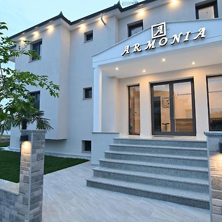 Armonia Luxury Suites Vrasná Extérieur photo