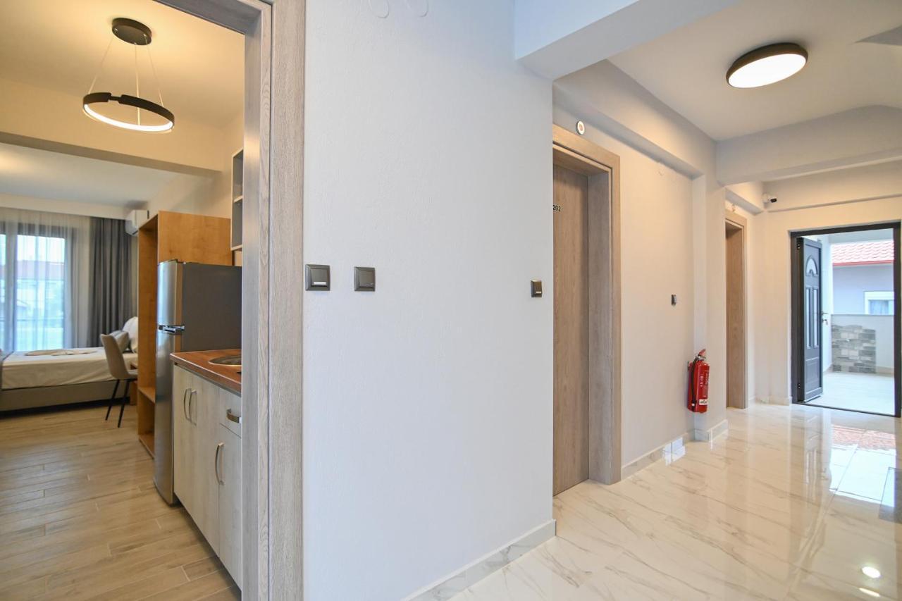 Armonia Luxury Suites Vrasná Extérieur photo