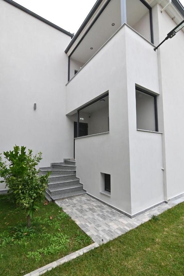 Armonia Luxury Suites Vrasná Extérieur photo